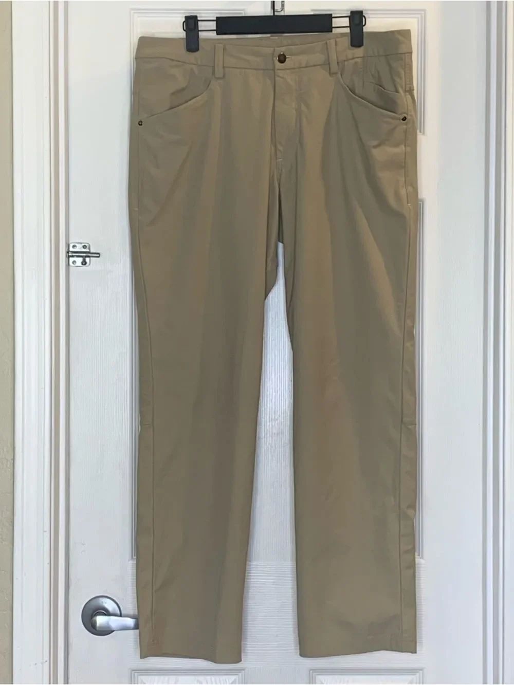 Lululemon ABC Classic-Fit 5 Pocket Pant Tan
Warpstreme Size 36
